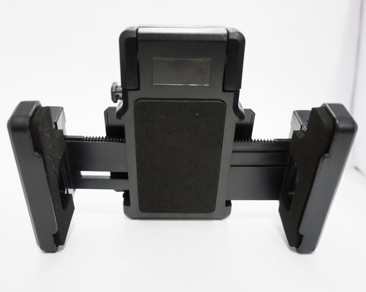 Univerzális autós telefon tartó 208mm nyakkal szélvédőre tapadókorongos 5-11cm - FLY XP-D