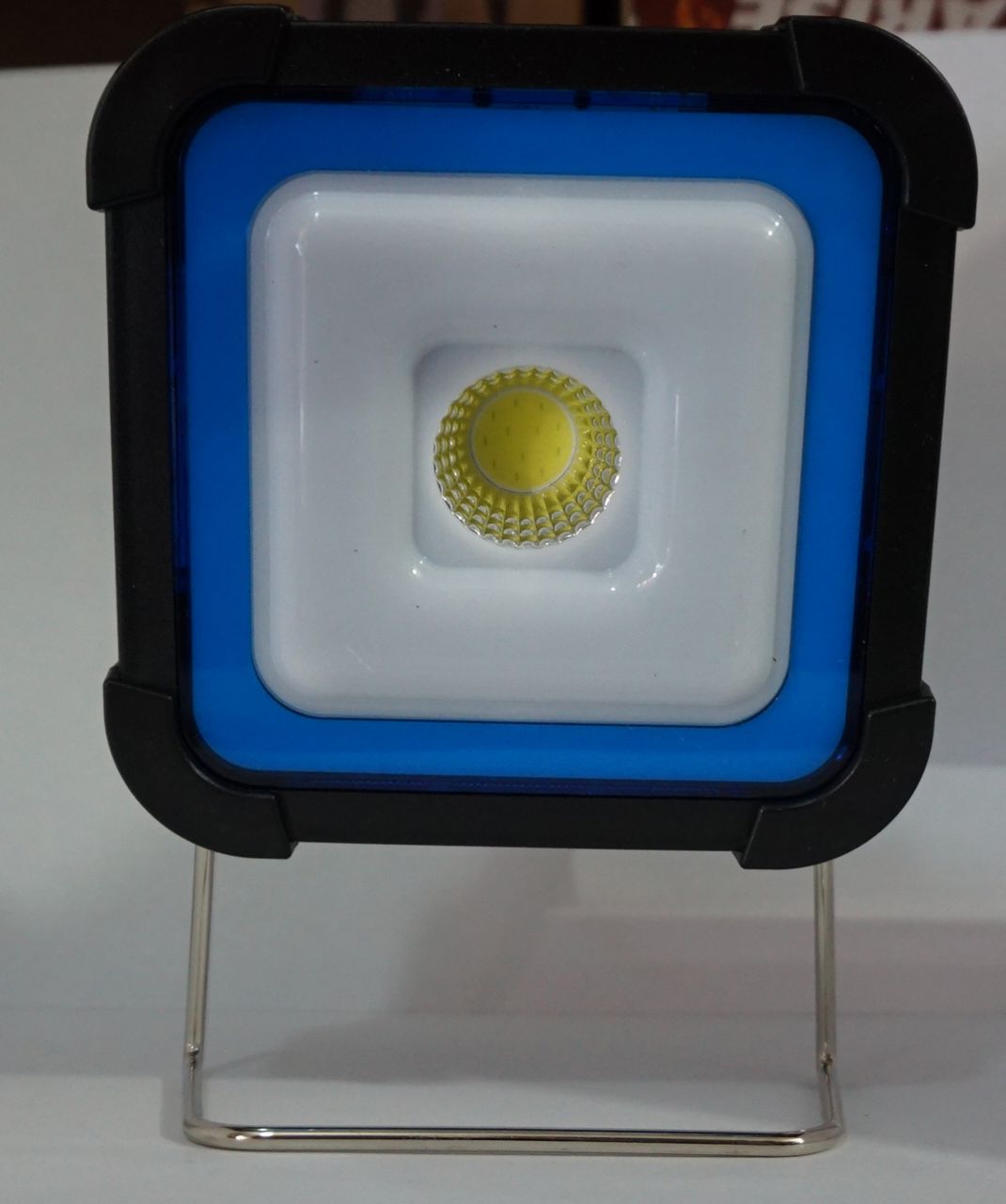 Hordozható többfunkciós 1 COB+1+8 Led lámpa akkumulátoros napelemes USB kemping lámpa - RY-T919