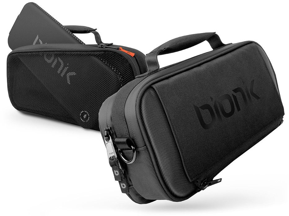 Bionik BNK-9035 Power Commuter Nintendo Switch&amp;Switch Oled Fekete Hordtáska 10000mAh Akkumulátorral